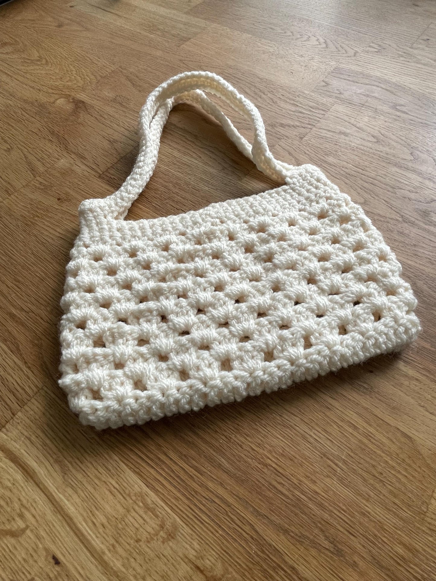 Gorgeous crochet bag