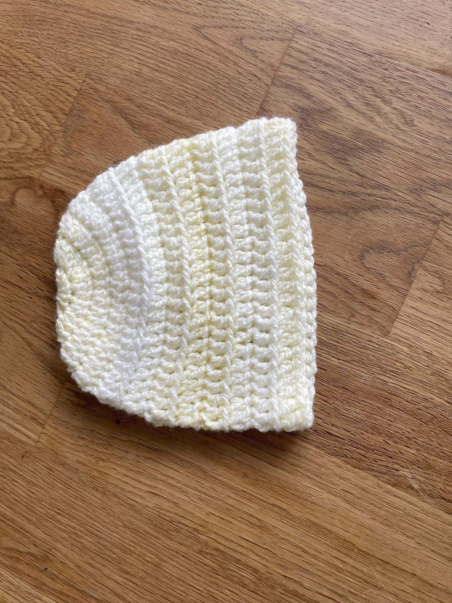 Handmade Crocheted Baby Beanie Hat – Adorable Newborn Gift